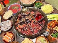 -周小明火锅(黑金冠社区店)