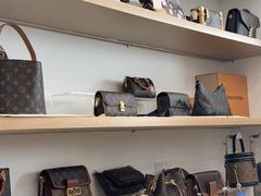 -海星奢选二手奢侈品手表包包鉴定回收寄卖(墨玉南路店)