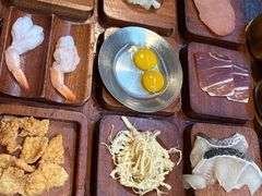 -银米·云南传统过桥米线(双廊黑金冠店)