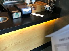 -星巴克(汇亚大厦店)