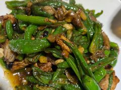 -黄泥岗·地道湖北菜(奥特莱斯店)