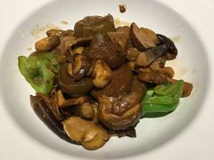 -半山腰·云南菜(侨福芳草地店)