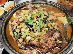 -辣尚瘾·烤鱼·新川菜(交大直营店)