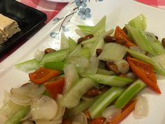 -西域阿里马新疆菜·清真(桂花路店)