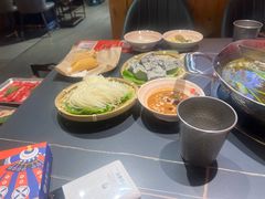 -由衷贵州酸汤牛肉火锅(新桥店)