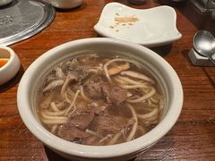 -萨拉伯尔(燕莎友谊商城店)