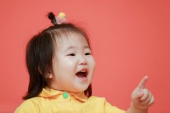 -江阴偶来路儿童摄影(江阴市新体育中心体育场店)