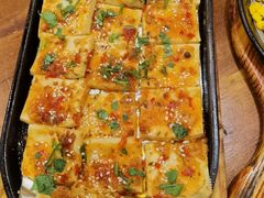 东镇千叶豆腐-老东镇啤酒屋海鲜加工·蒸汽海鲜·海鲜烧烤(台东店)