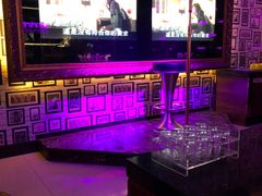 -温莎KTV(珠江路店)