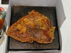 岩烧谷饲牛扒皇-杯子红牛排(创意产业园店)