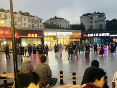 -利群海琴购物广场(商丘路店)