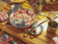 -叽叽扎扎烤肉场(生态城万达店)