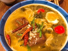 成都老坛酸菜牛腩面-千金一碗·宝岛一村(韩国街店)