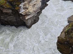 -阿萨巴斯卡瀑布观景点