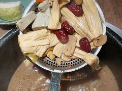 -蘑界·野生菌火锅(深业上城店)