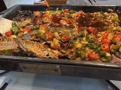 -江边城外烤全鱼(魏公村店)