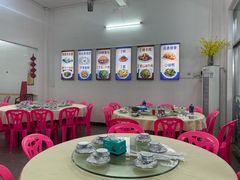 -湘里湘亲饭店(闸坡店)