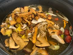 -菌乡缘·野生菌蒸汽鱼火锅(江边夜市店)