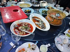 -艳阳天·非遗楚菜(武汉客厅店)