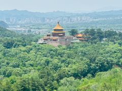 -磬锤峰森林公园