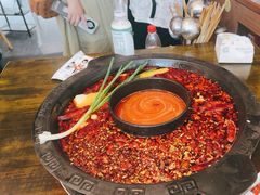 -黄潇洒老火锅(九眼桥宏济巷店)