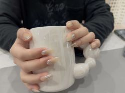 -雅洁美甲美睫