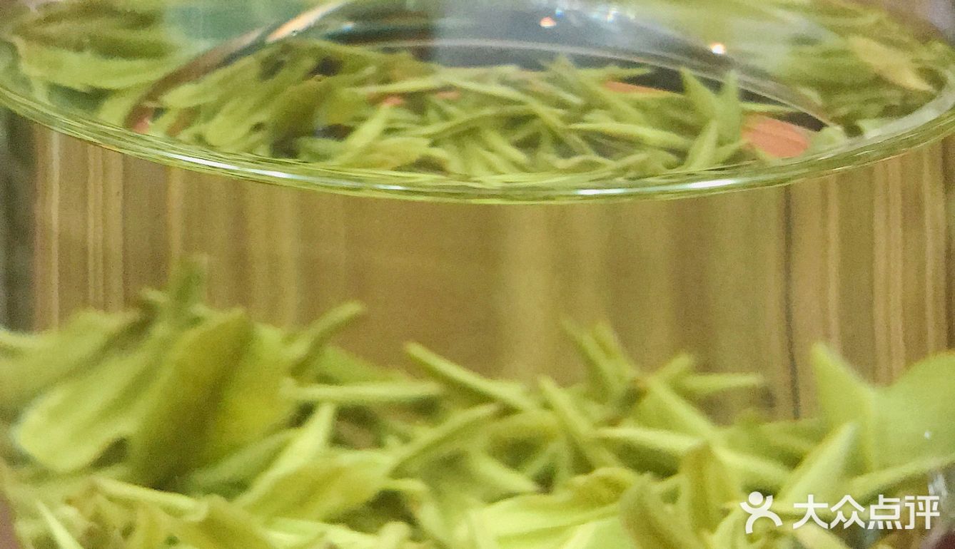 泗洪胡记茶行。