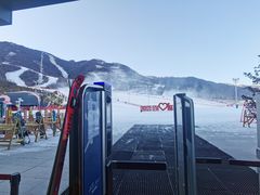 -鳌山滑雪度假区