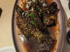 -八府香鸭·啫啫煲(华山路店)