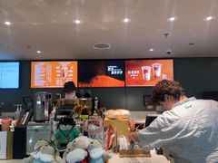 -星巴克(浦东机场T2到达店)