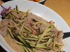 -关东小磨东北菜(上海长风大悦城店)