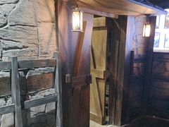 -暴风岛沉浸式体验馆(百联世纪店)