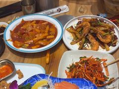 -青瓦餐厅·生鱼片·韩园烤肉(西塔店)