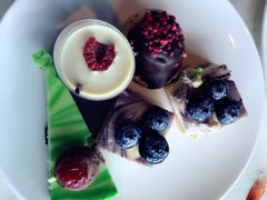 -澳门旅游塔360°旋转餐厅(南湾湖广场店)