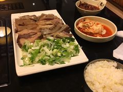 -英子补身汤(海兰路店)