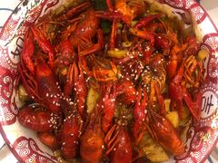 -松哥油焖大虾.小龙虾.黑鸭煲(海岸城店)