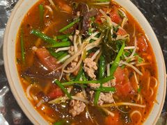 -粉八·云南米线·建水烧烤(常熟路店)