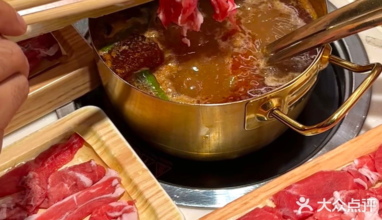 排队2小时吃上这口涮羊肉。。🥹🥹