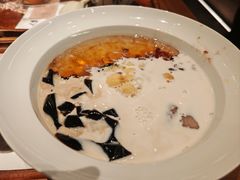 -RUXU入续糖水铺与包(卓悦中心店)