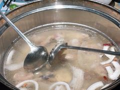 -三个椰子·现砍椰子鸡(金源CBD店)