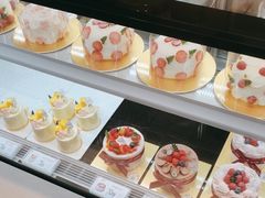 -花花卷卷·鲜食蛋糕(静安久光百货店)