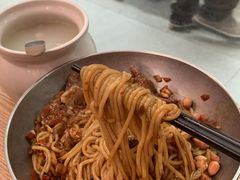 -粉观右江西鲜辣米粉(天地店)