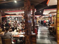 -四海一家自助餐(益田假日广场店)