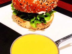 芝士瀑布汉堡-Lets burger非常汉堡·环球风味(蓝色港湾店)
