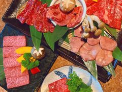 -炼火烤肉店