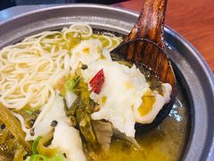 -周鱼小馆石锅酸菜鱼(活力汇店)