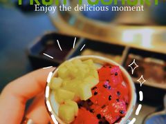 -铭牛烧肉·和牛海鲜自助(高新月牙湖店)