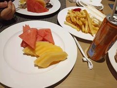 -上海临港美爵酒店·铃兰西餐厅