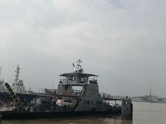 -鱼珠码头(轮渡站)