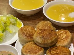 -清真吴记门钉肉饼·喜多利